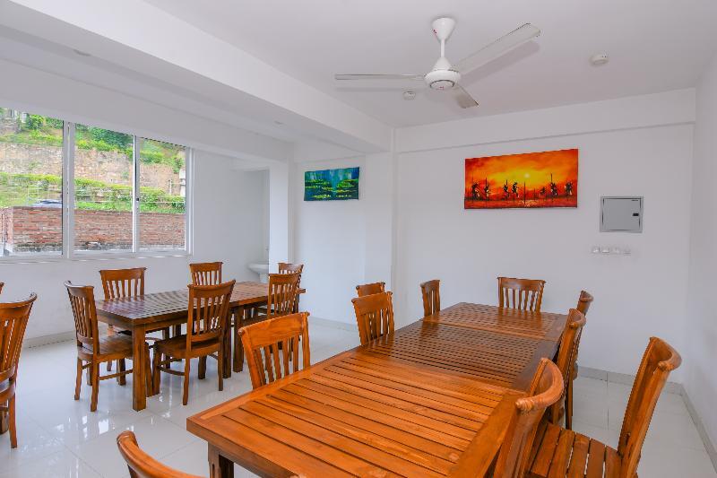 Oyo 238 Selva'S Guest House Nuwara Eliya Exteriér fotografie